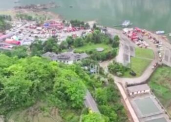 Çin'de Turist Tekneleri Alabora Oldu: 10 Ölü