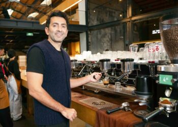 Ciroları düşen Espressolab’ın sahibi: AK Partili değilim, Besim Tibuk’çuyum