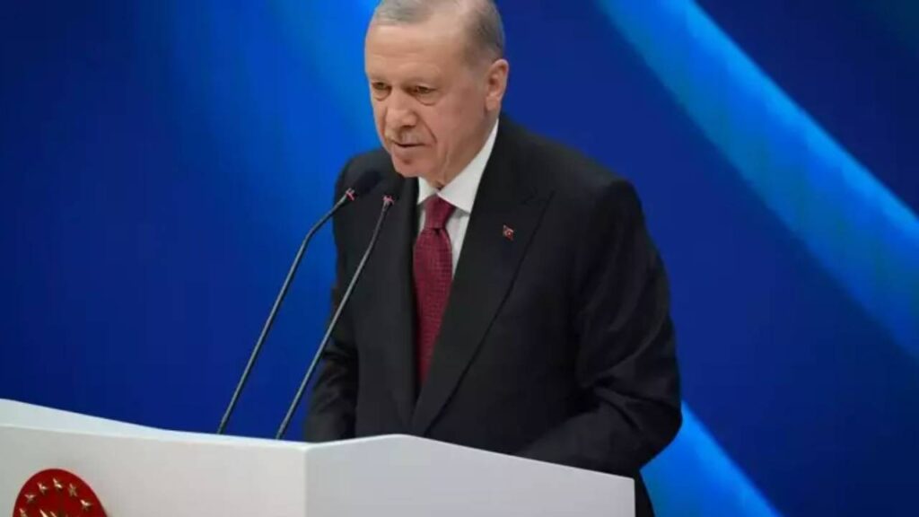 Cumhurbaşkanı Erdoğan'dan Üçlü Zirvede Önemli Açıklamalar