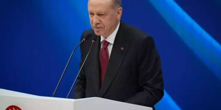 Cumhurbaşkanı Erdoğan'dan Üçlü Zirvede Önemli Açıklamalar