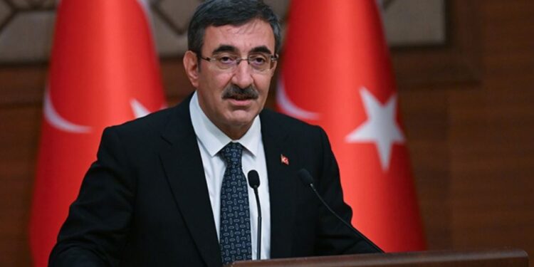 Cumhurbaşkanı Yardımcısı Cevdet Yılmaz'dan Fesih Kararı Sonrası Uyarı! 'Provokasyonlara ve Süreci Engelleme Gayretlerine Karşı Uyanık Olunmalı'