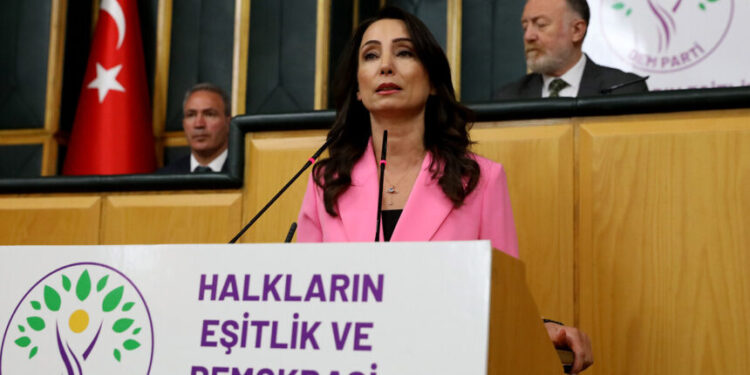 DEM Parti Eş Genel Başkanı Tülay Hatimoğulları: Kayyımlar çekilsin, AİHM kararları uygulansın