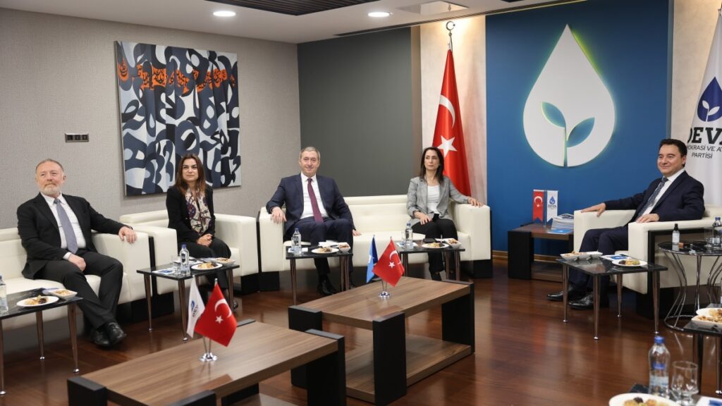 DEM Parti ve DEVA görüşmesi sona erdi