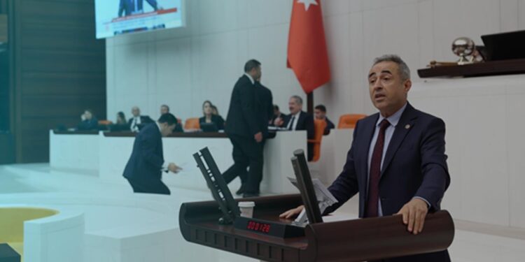 DEVA Partili Karatutlu’dan Tarım Arazileri İçin Çarpıcı İddia! Bakanlığa Seslendi