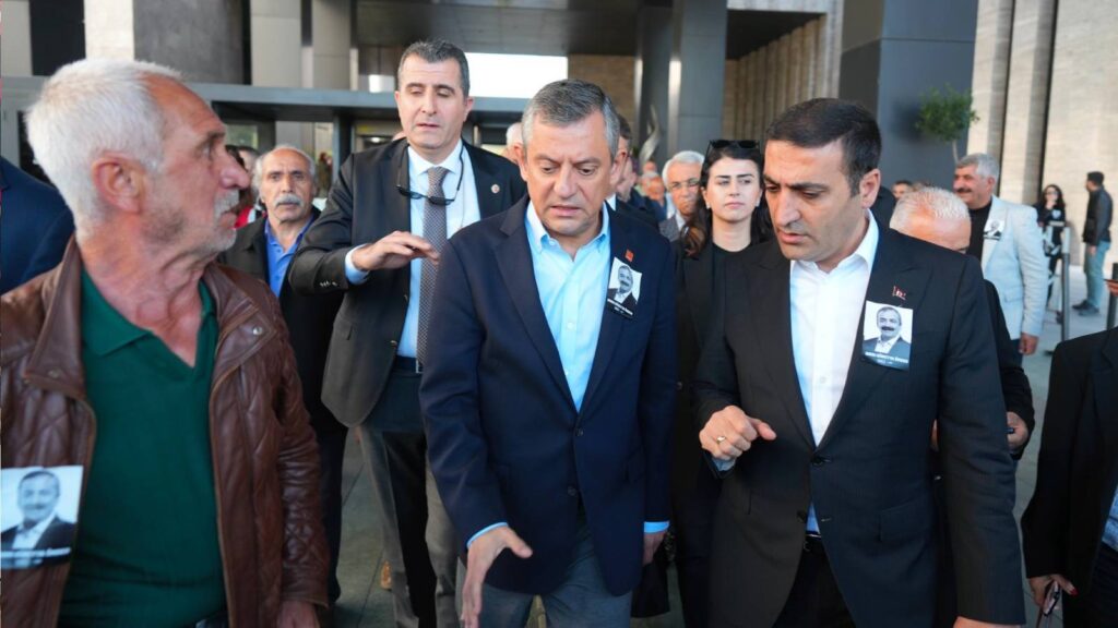 "Demek ki korumalar, engellenen kameralar keyfi, jammerlar boşuna değilmiş"