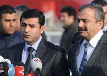 Demirtaş'tan Sırrı Süreyya Önder mesajı: Her daim kıymetlimizsin
