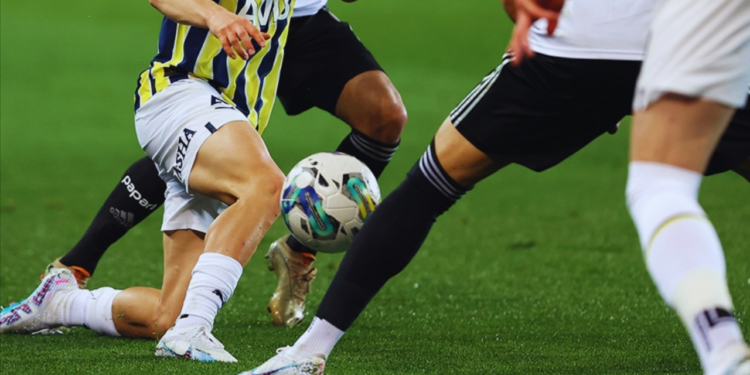 Derbi Sonrası TFF'den Fenerbahçe ve Beşiktaş'a Ceza Yağdı