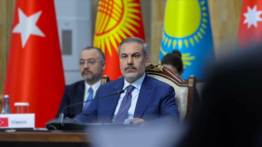 Dışişleri Bakanı Fidan, Cumhurbaşkanı Erdoğan'a Budapeşte'de eşlik edecek, Türk Devletleri Teşkilatı toplantısına katılacak