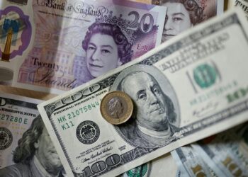 Doları bırakacaklar, yoksa ekonomi çökecek!