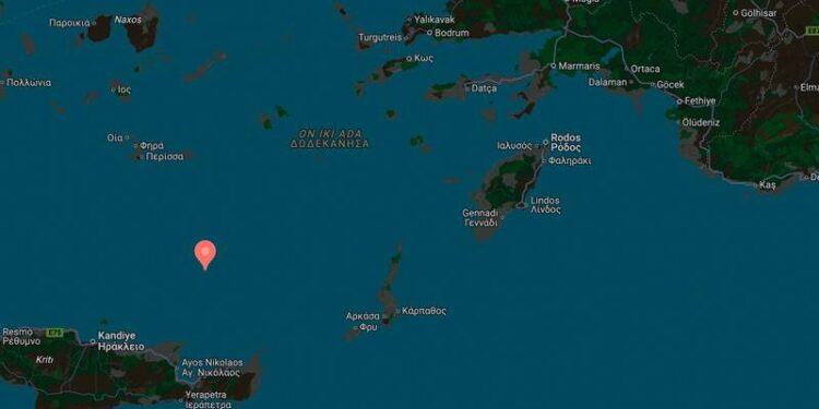 Ege Denizi'nde 6 büyüklüğünde deprem