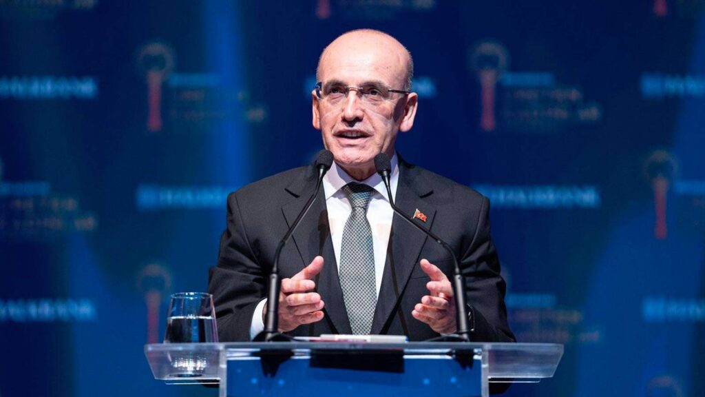 Ekonomistler, Mehmet Şimşek'in "vergi memuru" kararını eleştirdi; önerilerini sundu