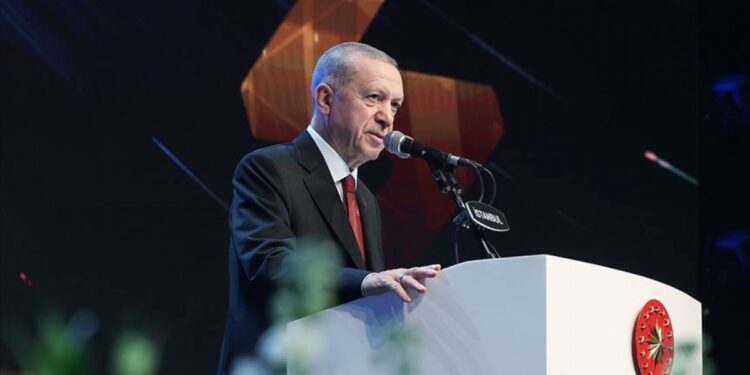 Erdoğan'dan 'süreç' açıklaması: Yakın zamanda sağlam bir temel üzerinde yükselteceğiz