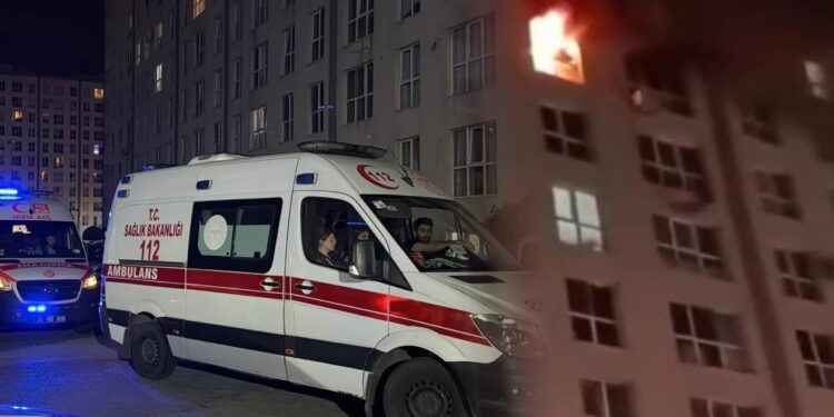 Esenyurt'ta Yangın Paniği: Alevlerden Kaçmak İçin 8. Kattan Atladı