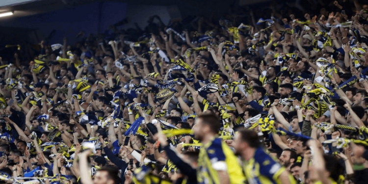 Fenerbahçe İlk Transferini Resmen Duyurdu