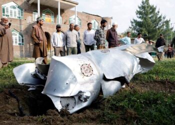 Füzeli saldırıya misilleme: Pakistan Hindistan’a ait 5 savaş uçağını düşürdü