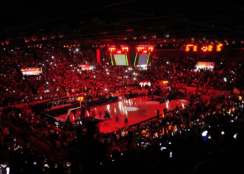 Galatasaray Şampiyonlar Ligi Şampiyonluğu İçin Parkeye Çıkacak