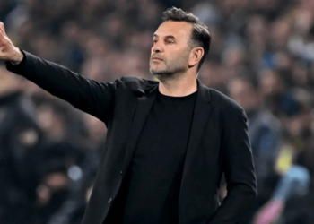 Galatasaray Teknik Direktörü Buruk Yıldız İsim İçin Net Konuştu, 'Olmayacak'