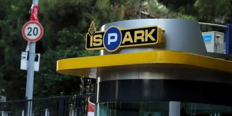 Geçici kapatılan İSPARK otoparkları açıldı