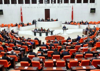 Gözaltında kaybedilenlere ilişkin önerge reddedildi