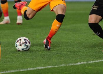 Göztepe-Galatasaray Maçının İlk 11'leri Belli Oldu
