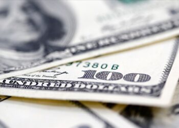 Gümrük müdürünün konutuna her cuma götürülen rüşvetin görüntüsü ortaya çıktı!