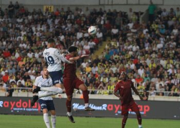 Hatayspor ile Fenerbahçe Karşı Karşıya: İkinci Gol Geldi