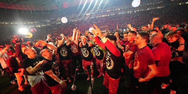 Her Şey Ayarlanmıştı... Galatasaray'da 'Kutlama' Krizi