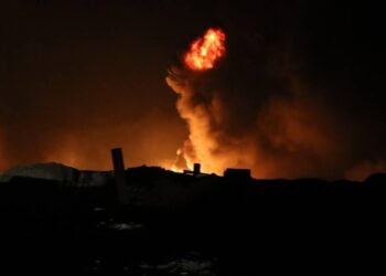 Hindistan'dan Pakistan'a Füze Saldırısı