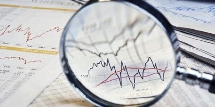 Hizmet talebi yavaşladı, finansal hizmetlere güven mayıs ayında azaldı