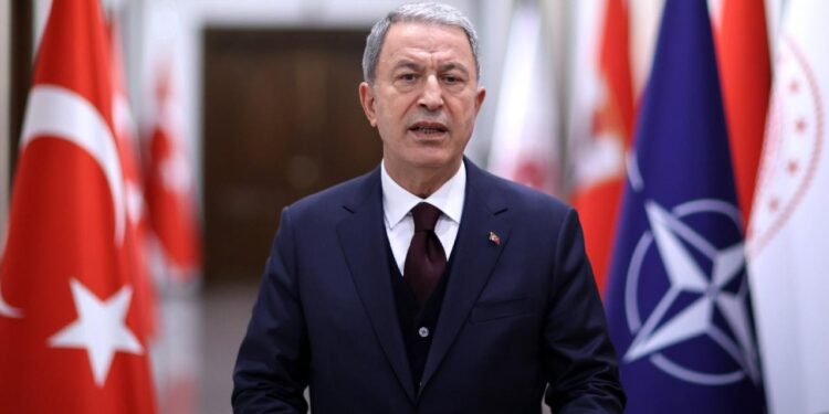 Hulusi Akar'dan 'Terörsüz Türkiye' Çıkışı