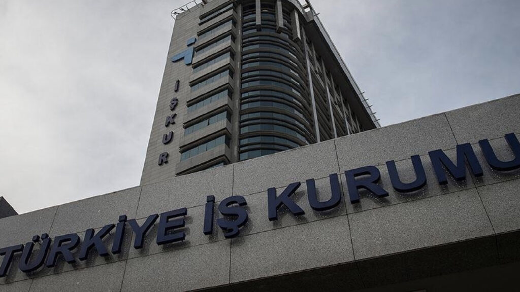 İŞKUR'dan çalışan annelere 348,2 milyon lira destek