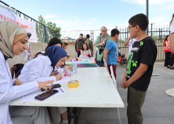 Iğdır'da Vatandaşlara Boy ve Kilo Ölçümü Yapıldı