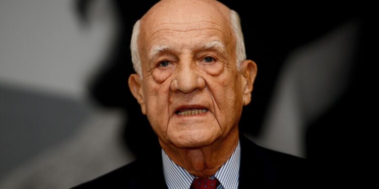 İpek Kıraç babasının avukatlarını sildirdi