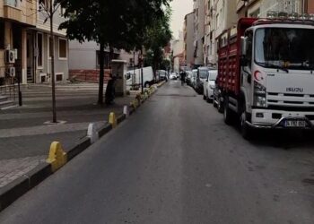 İstanbul'da Dehşete Düşüren Olay! Anne ve Babasını Bıçakladı