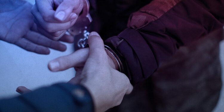 Jandarmadan Kaçamadı: 3 Yıl 9 Ay Hapis Cezası Bulunan Şahıs Yakalandı