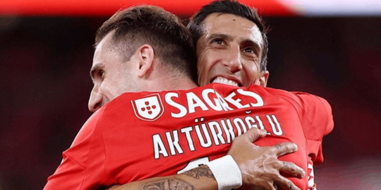 Kerem Aktürkoğlu İkinci Kez Yıkıldı: Yıldız İsimden Duygusal Veda