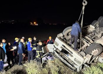 Kontrolden Çıkan Tır Takla Attı: 1 Ölü, 1 Yaralı