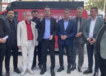 Konya'da miting çalışması yapan CHP yöneticilerine silahlı saldırı