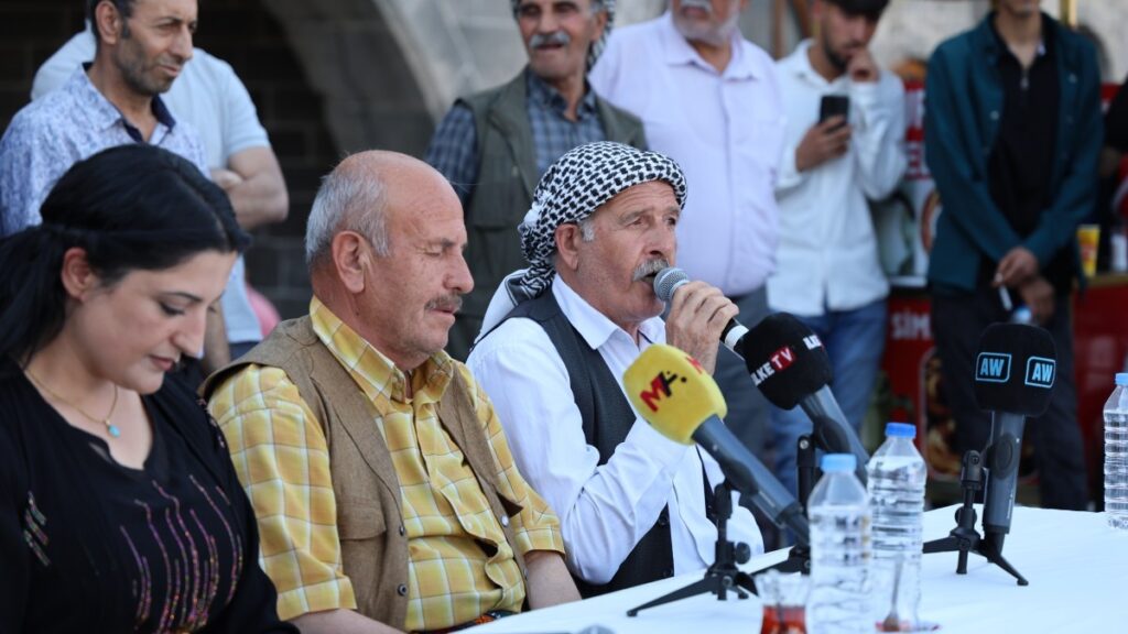 Kürt Dil Bayramı kapsamında dengbêj dinletisi