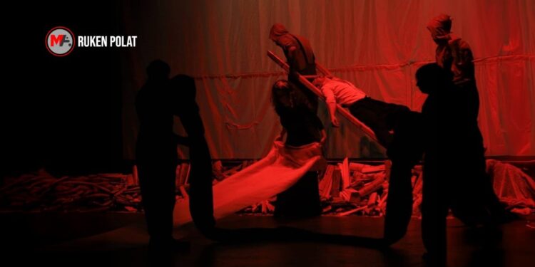 Kürtçe oyuna salon engelinin gerekçesi: Müdür uygun görmedi!