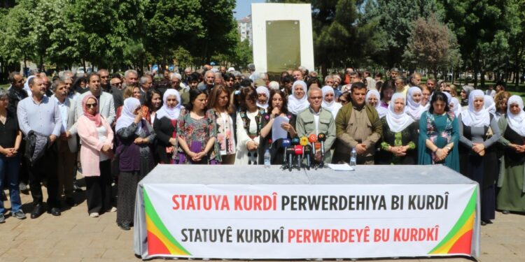 'Kürtçe resmi ve eğitim dili olsun' talebiyle alanlarda olacaklar