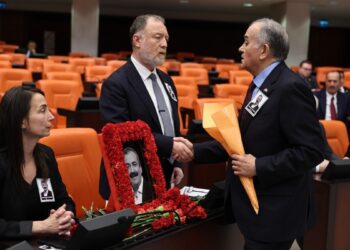 Meclis’te 2025 yıllı ‘Sırrı Süreyya Önder Barış Yılı’ talebi