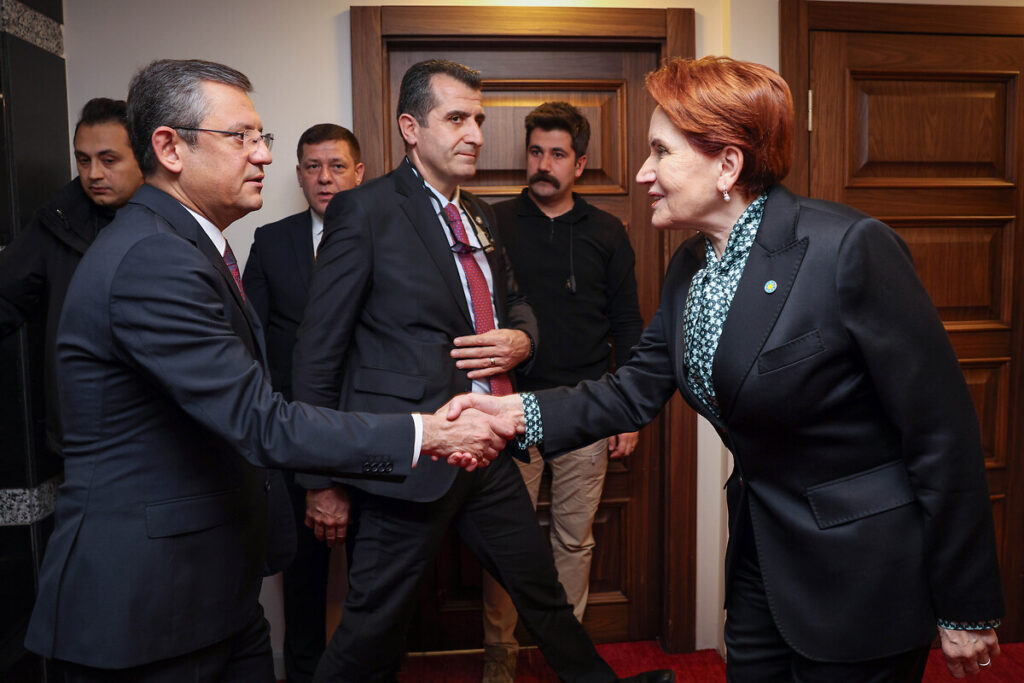 Meral Akşener, sessizliğini Özgür Özel için bozdu