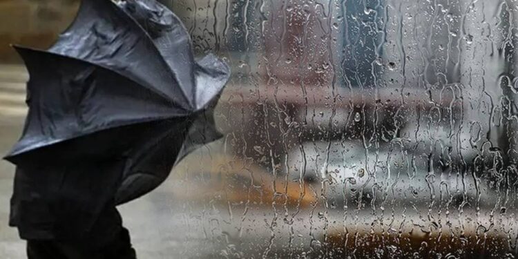 Meteoroloji'den Çok Sayıda İl İçin Sağanak ve Fırtına Uyarısı