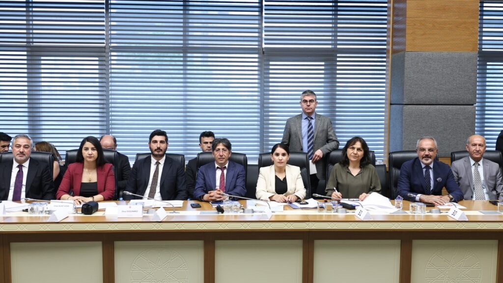 Muhalefetin 10’uncu Yargı Paketi’nin geri çekilmesi talebine ret