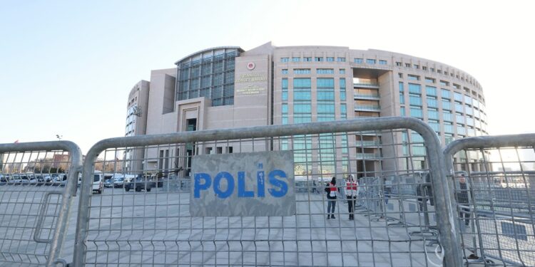 O işadamının tüm hesaplarına el kondu