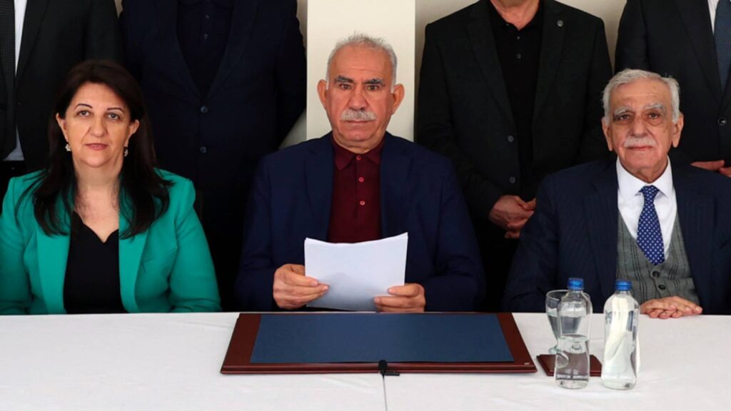 Öcalan'dan PKK'nın fesih kararı sonrası ilk açıklama