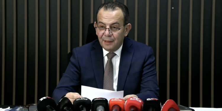 Özcan: Anlaşma var, yüreğiniz varsa açıklayın