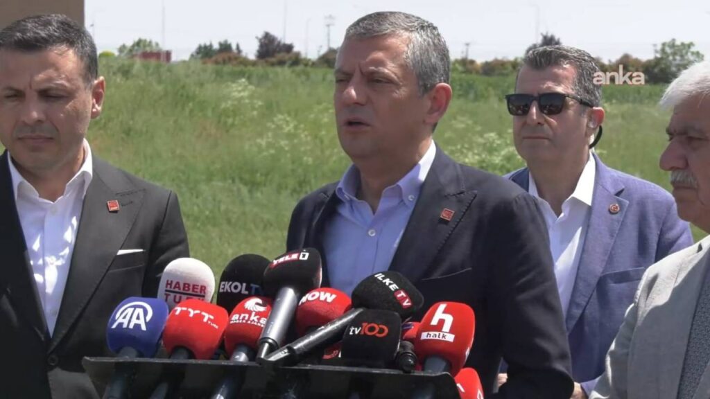 Özgür Özel Silivri'de Konuşuyor