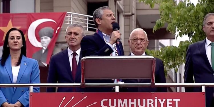 Özgür Özel'den Düzce'de Önemli Açıklamalar